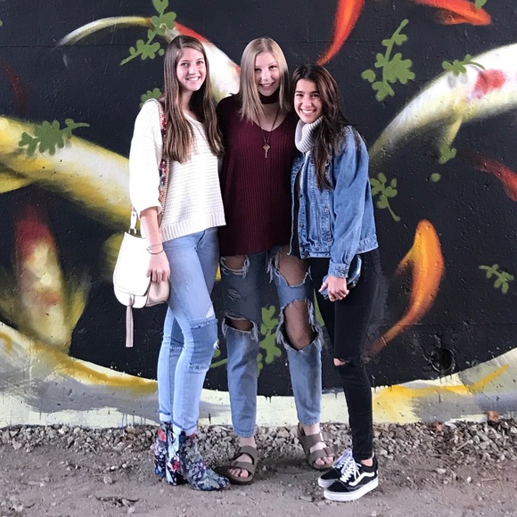 Hudson Jeans! - Picture 7 of 7